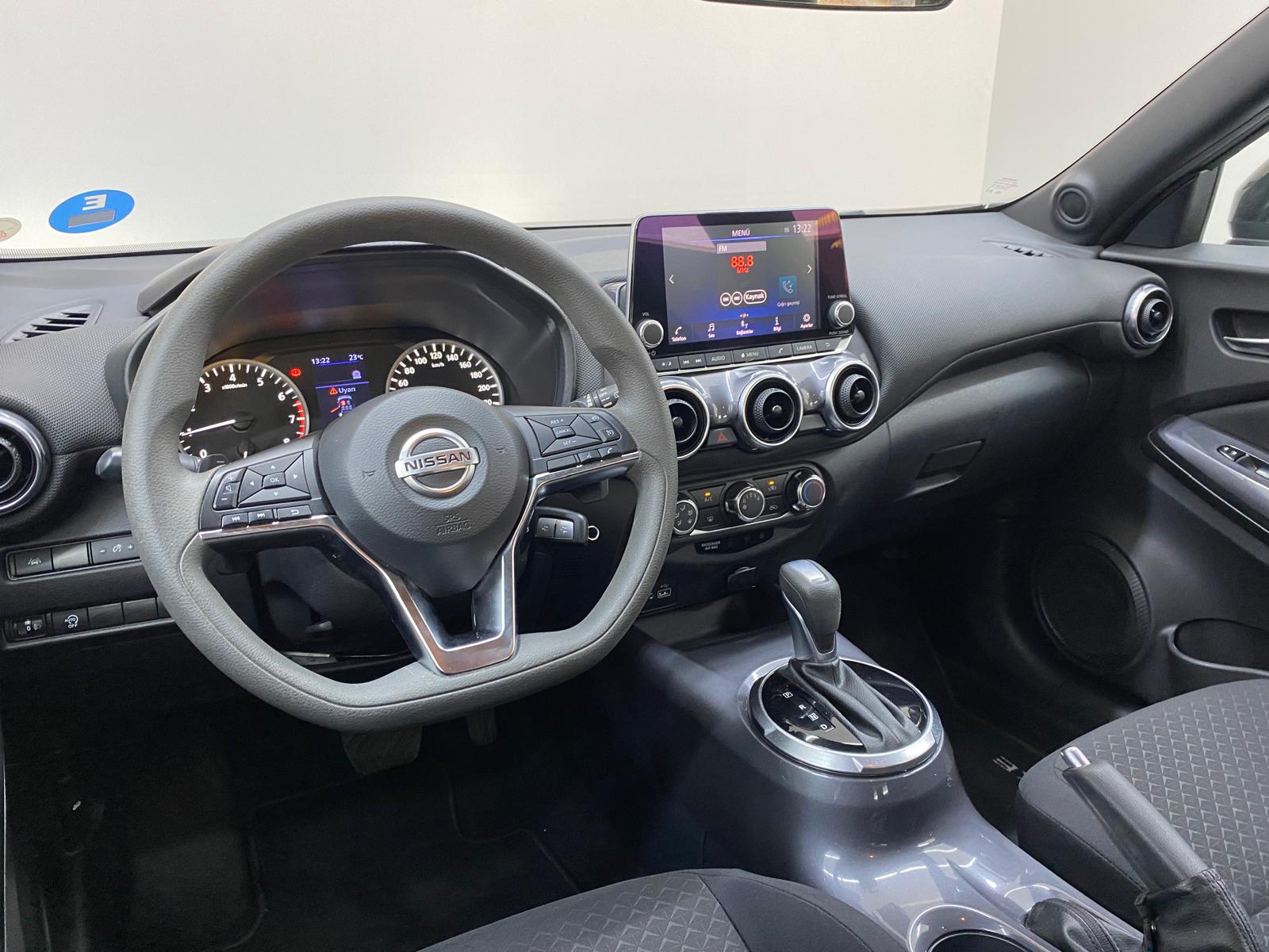 NISSAN JUKE 22
